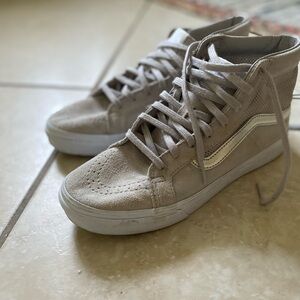 Vans suede hi top size 7.5 women’s